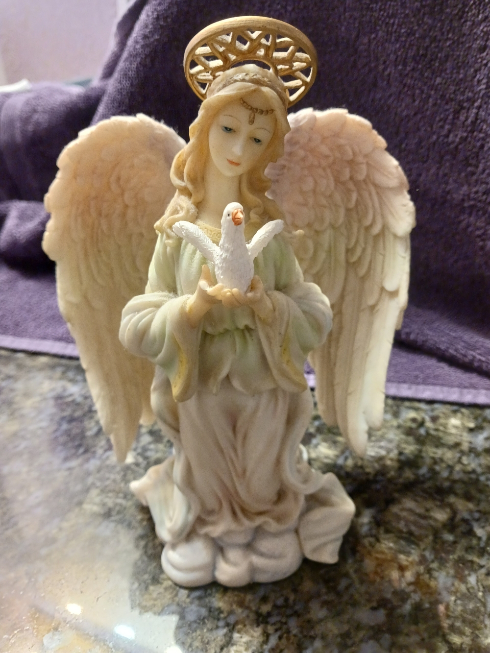 Source Unknown Ivory and Gold Angel Figurine with White Dove